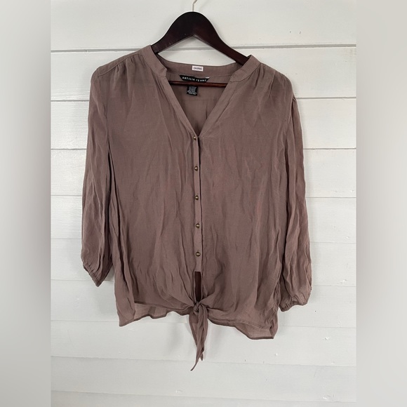4/25 Brownish Antilia Femme Button Down Blouse - Picture 1 of 11